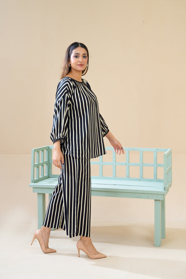 Women  Classic Loungewear - Bold Lines