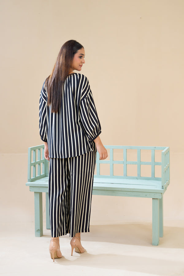Women  Classic Loungewear - Bold Lines