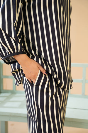 Women  Classic Loungewear - Bold Lines