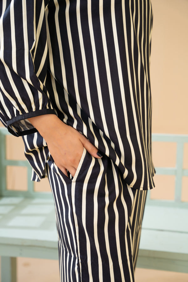 Women  Classic Loungewear - Bold Lines