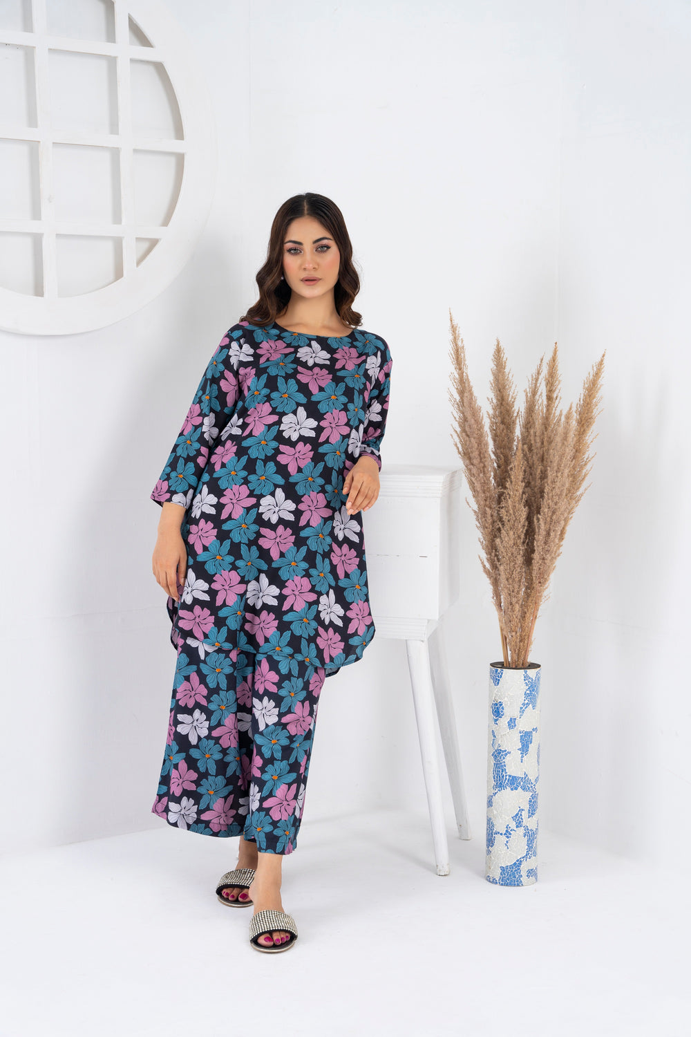 Women's Classic Loungewear Wear-Black Bloom