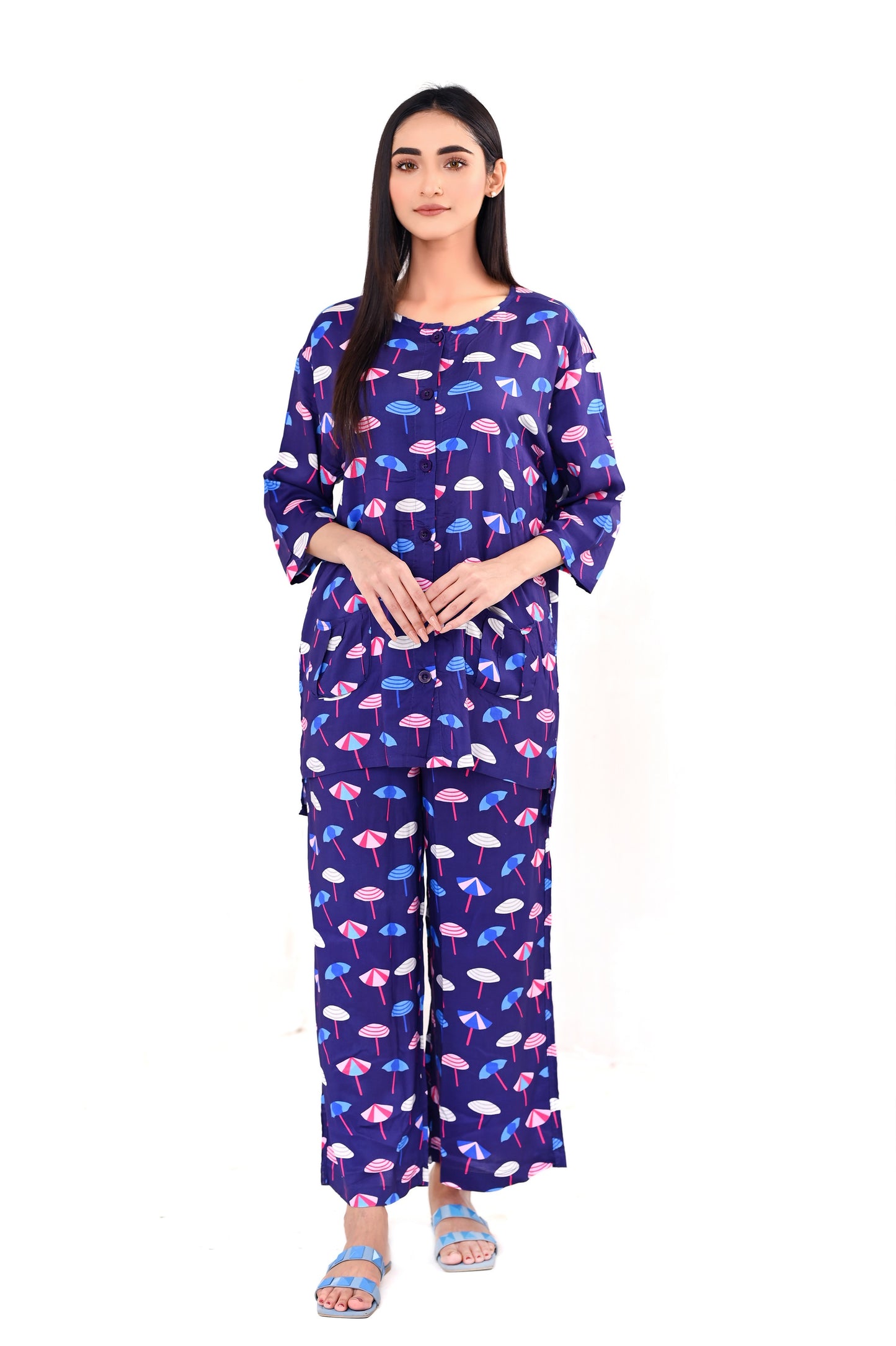 Women's Sleepwear Suit - Umbrella Beach