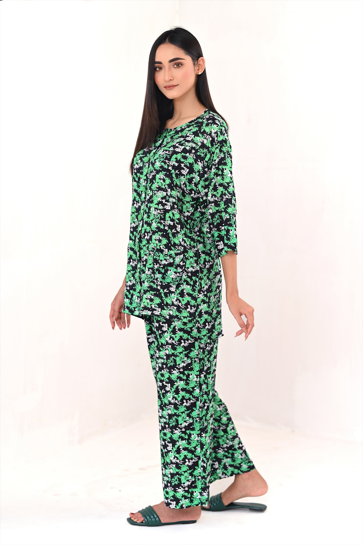 Women's Sleepwear Suit - Little Garden