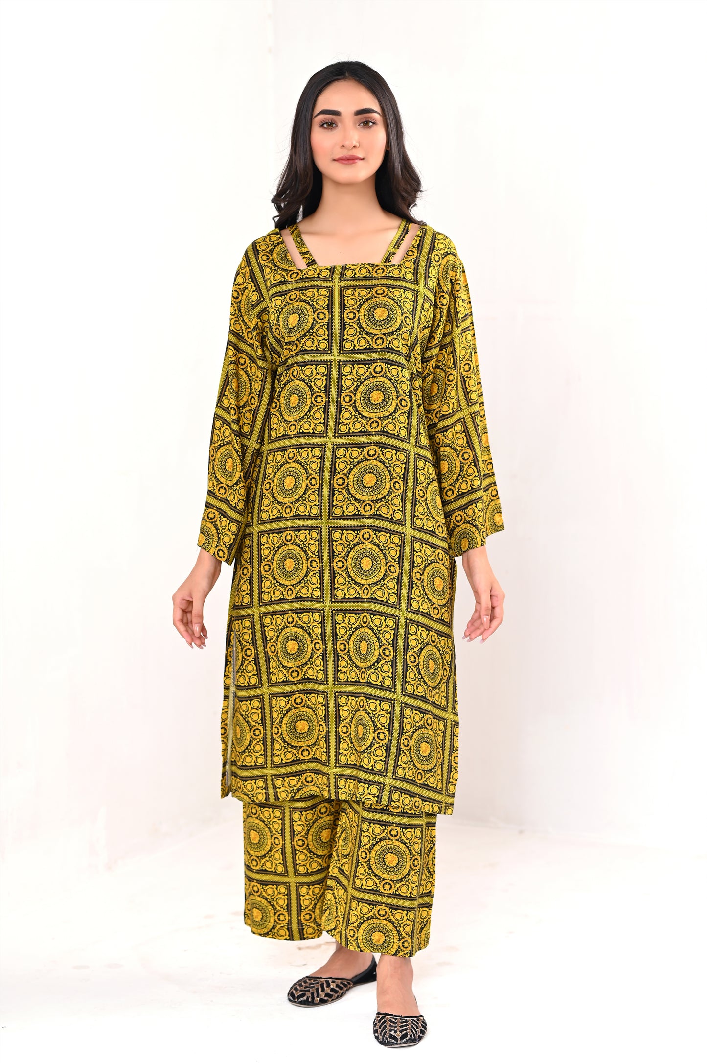 Women's Trending Fashion Wear Suit- Ajrak