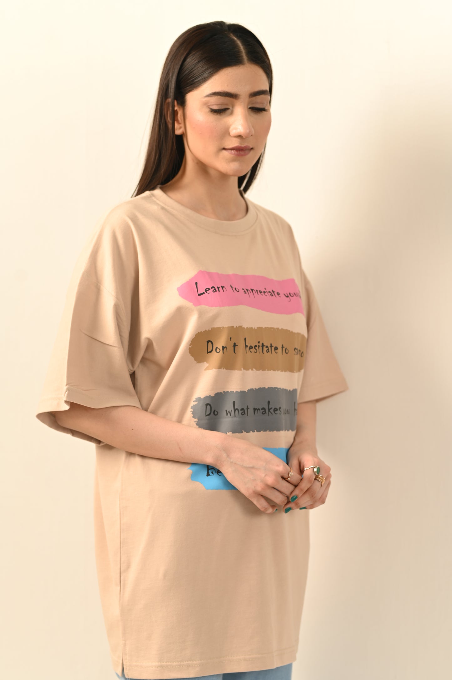 Women Oversized -T-Shirt -Golden Words