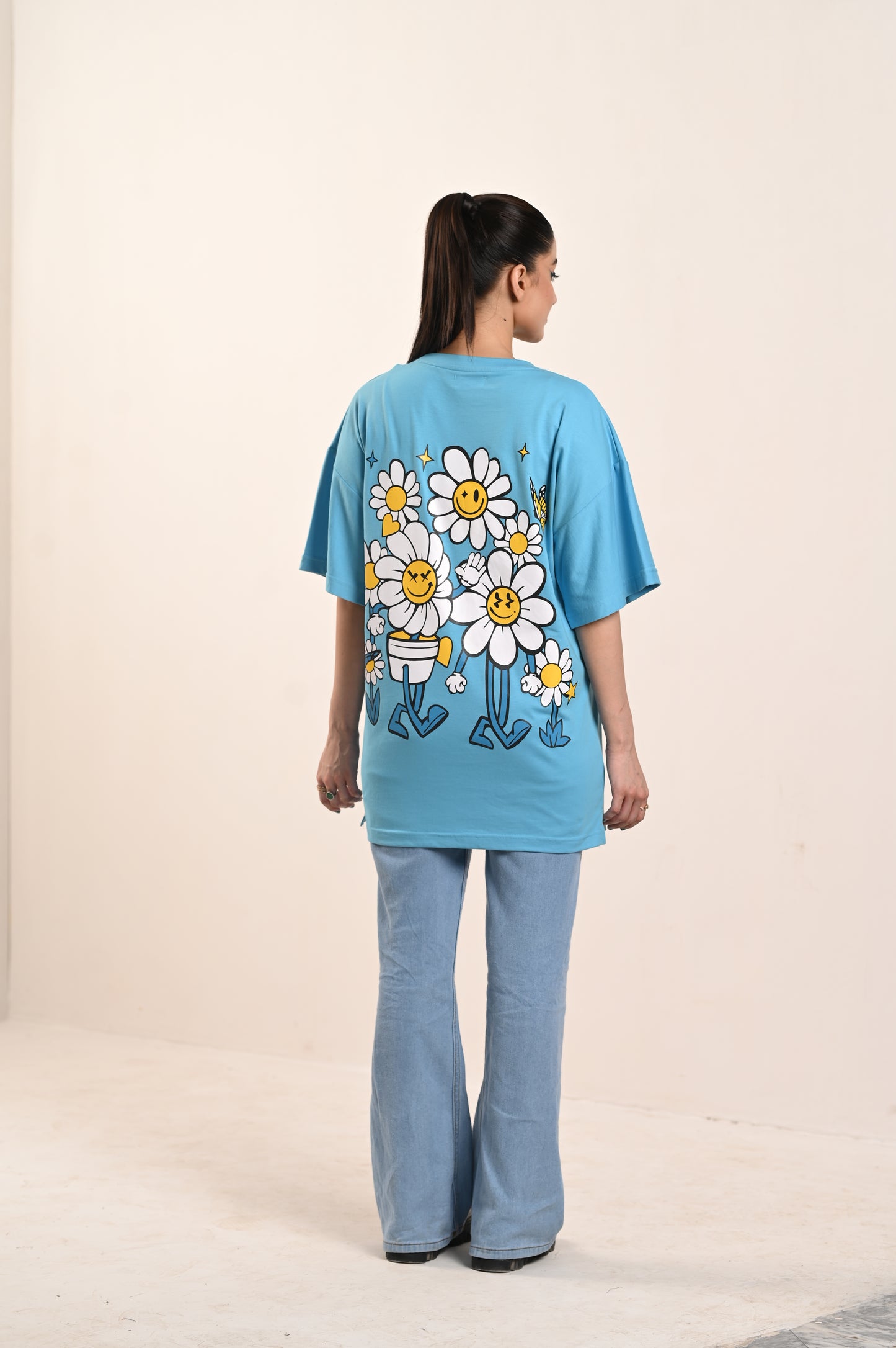 Women Oversized -T-Shirt - Daisy Dance