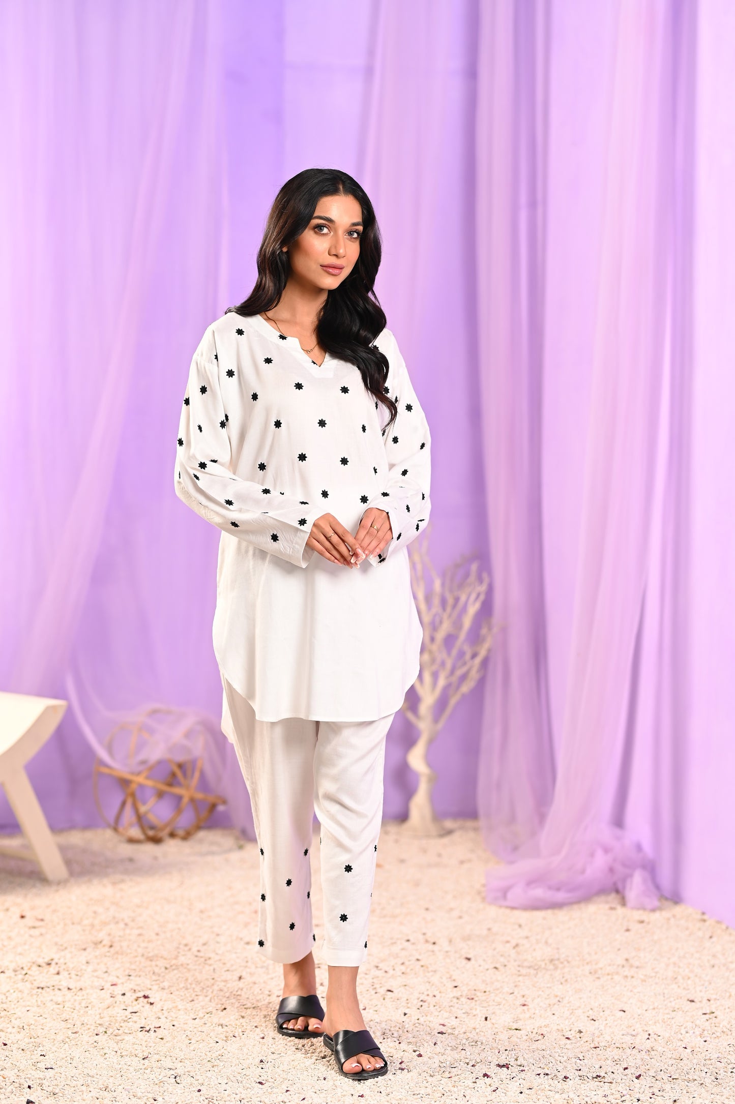 Women's Ethnic Wear Emb Suit - White