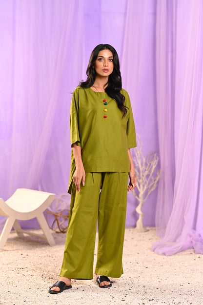 Women's Caftan Style Suit - Parrot Green