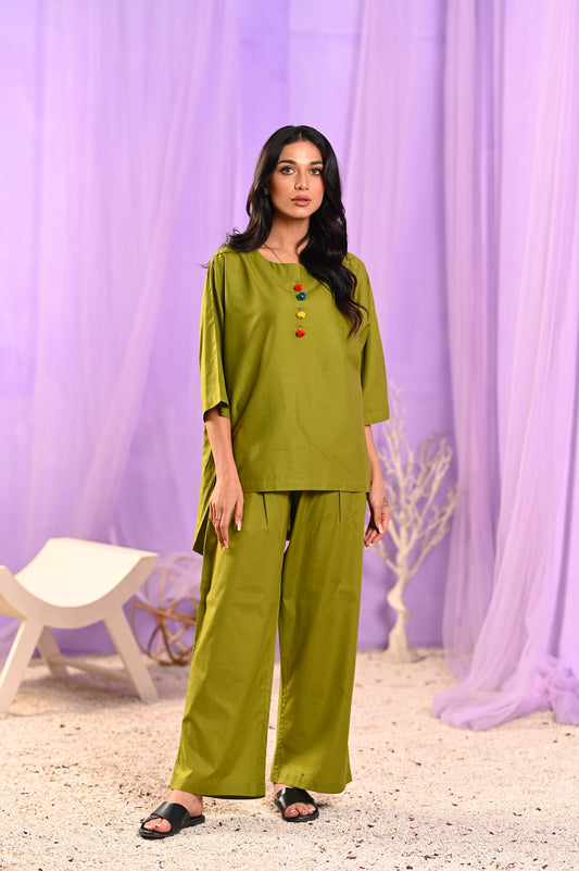 Women's Caftan Style Suit - Parrot Green