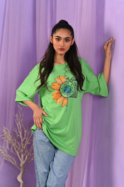 Women Oversized - T-Shirt - Flower Cam