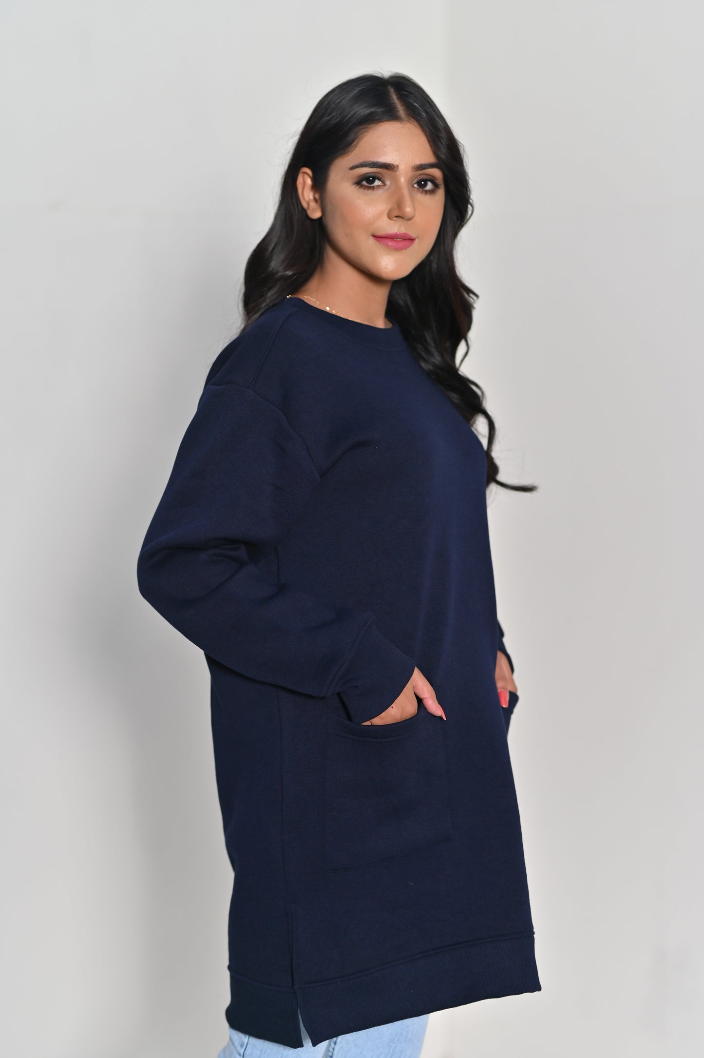 Women's Front Pocket  -Long & Loose Fit Sweatshirt - Navy