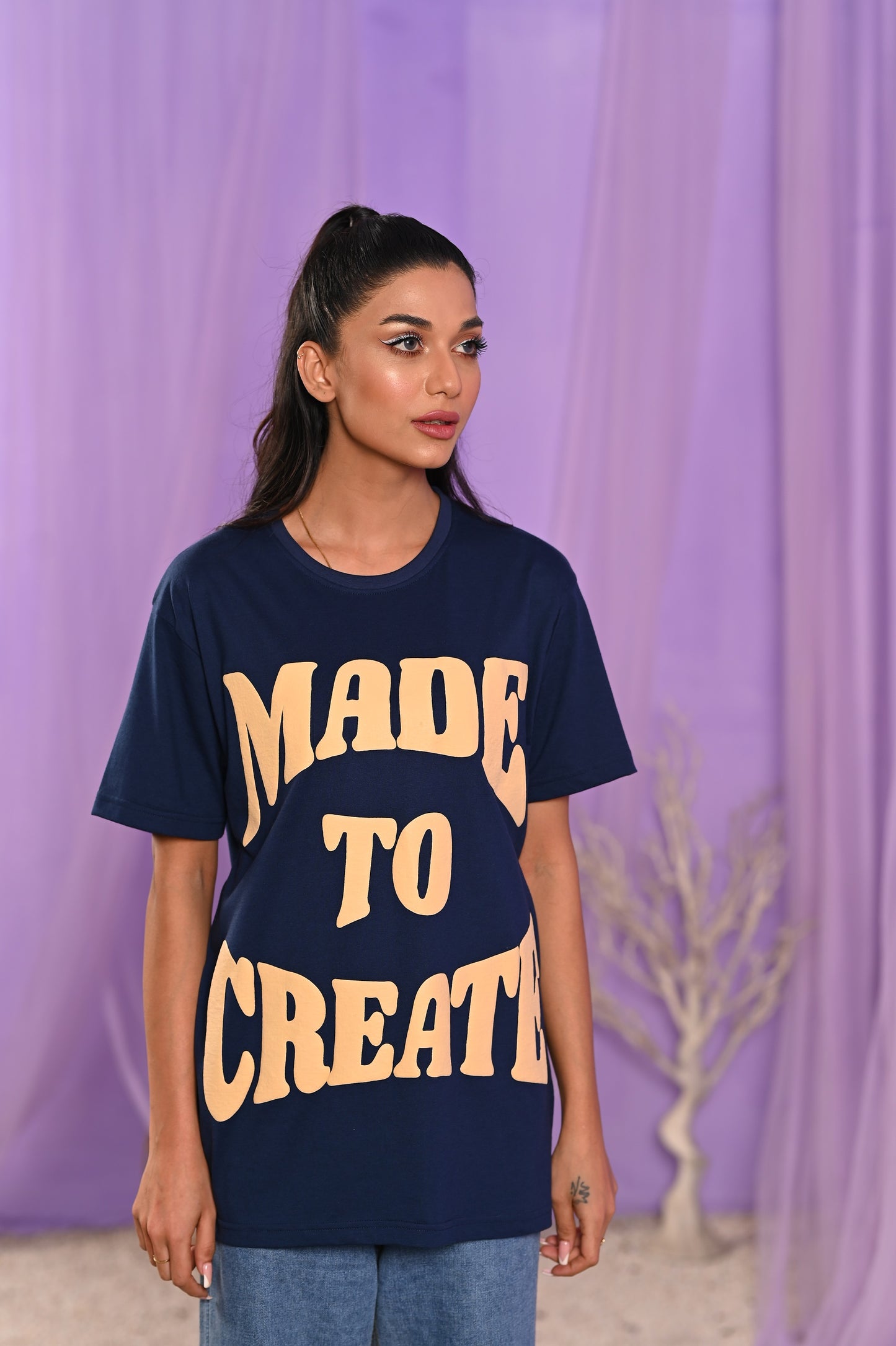 Women's Basic- T-Shirt -Made to Create