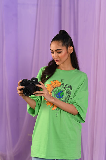 Women Oversized - T-Shirt - Flower Cam